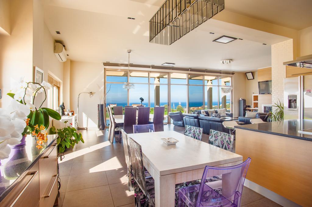 Villa Prigipessa Agia Marina Extérieur photo